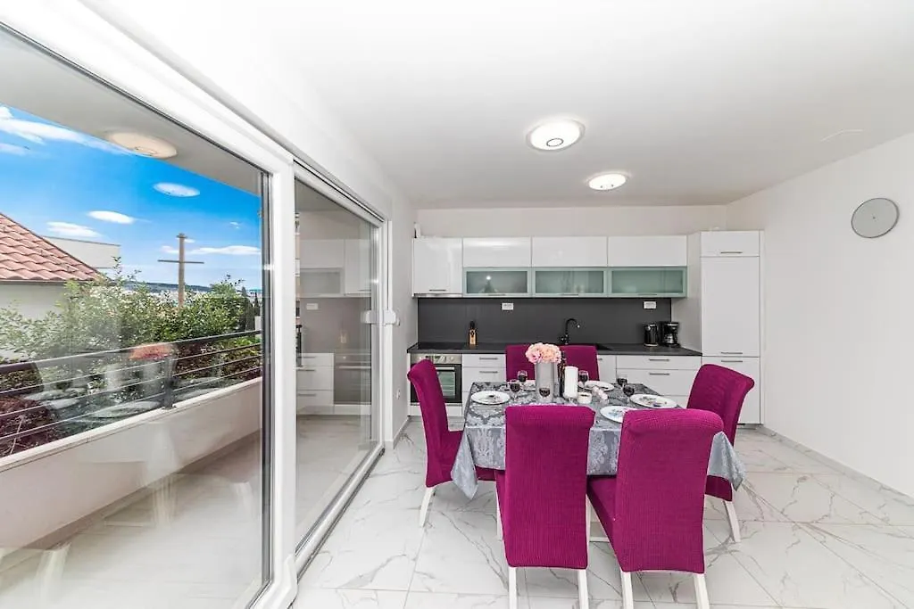 Apartman Zigo Lägenhet Trogir