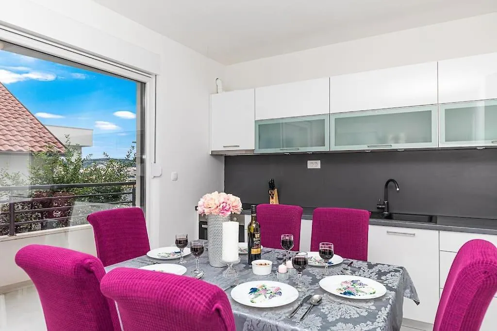 Apartman Zigo Lägenhet Trogir